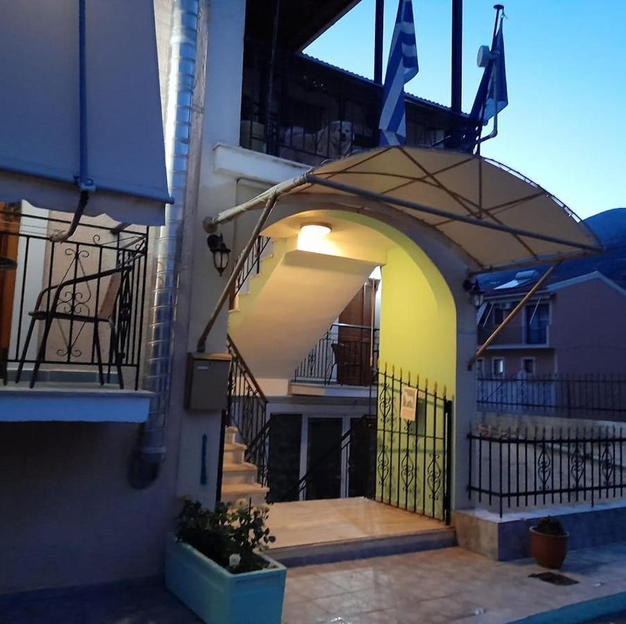 Violatos Studios Agia Efimia Exterior foto